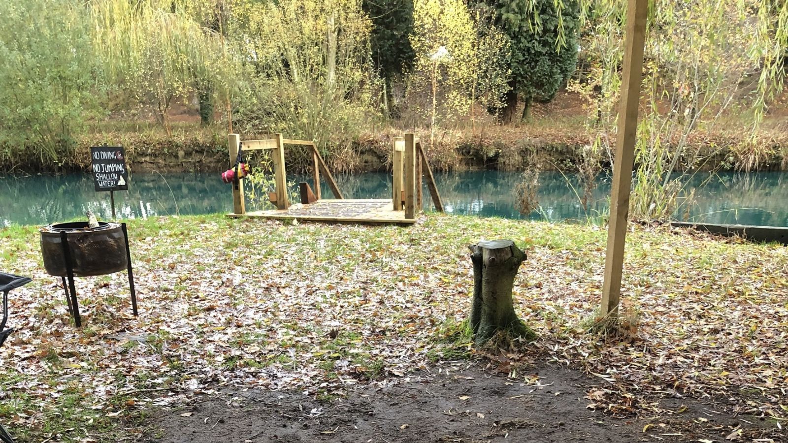 Debbie Thurlow Nature Circles pool bridge image of steps to lake Image of steps to the lake to illustrate Debbie Thurlow Nature circles at Pool Bridge Farm York